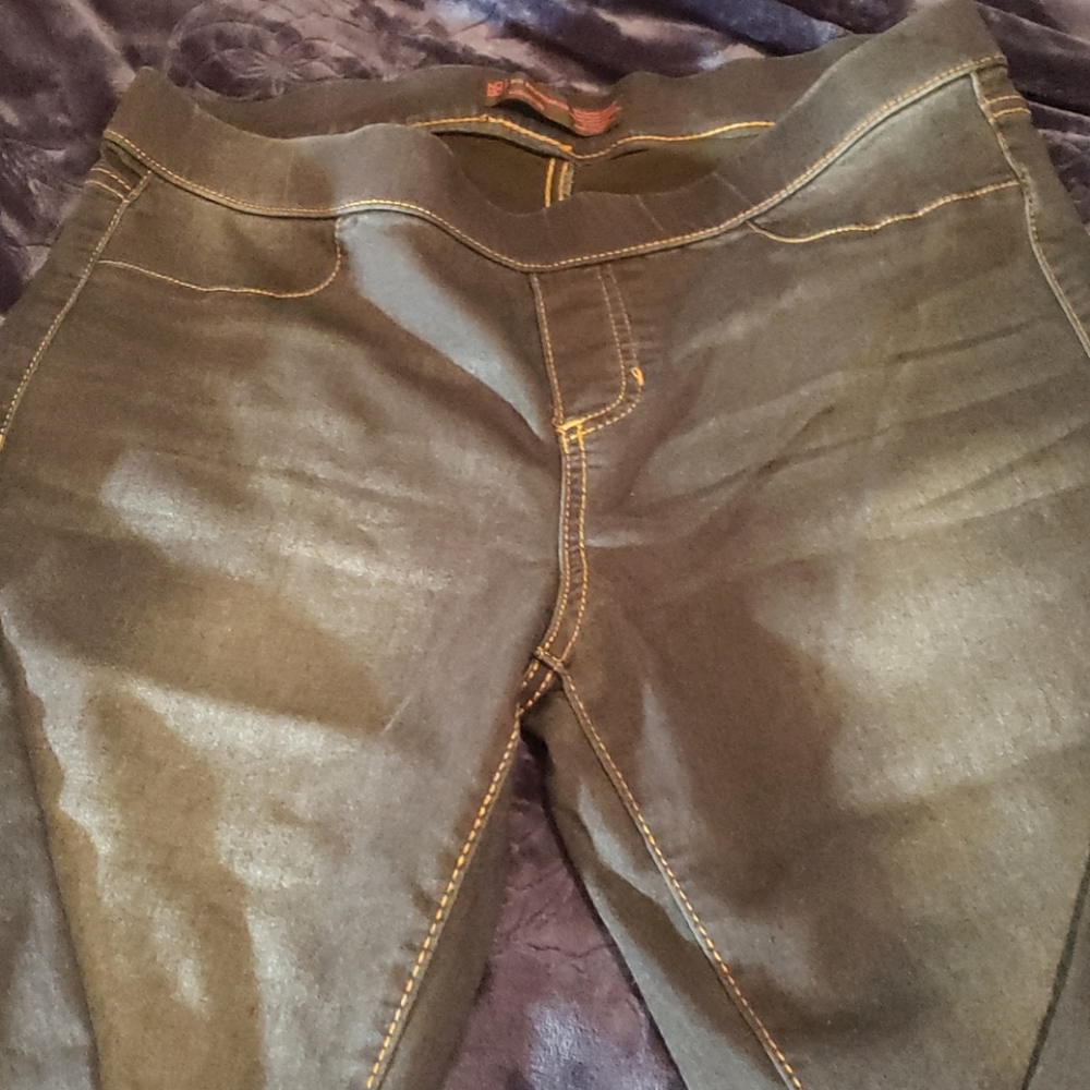 🌻3 for $5/ stretch pants, leggings